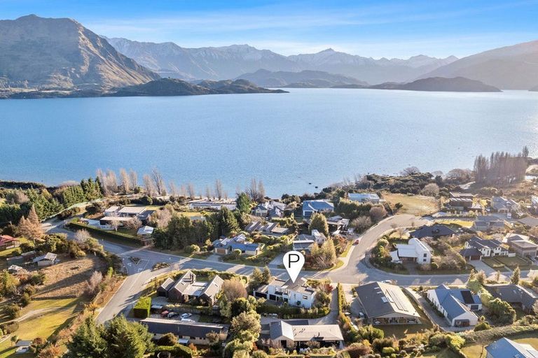 Photo of property in 8 Penrith Park Drive, Wanaka, 9305