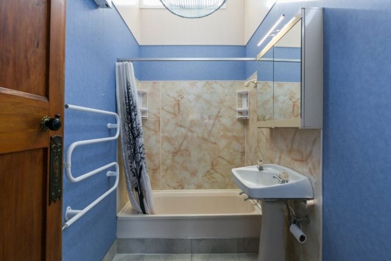 Photo of property in 45 Nelson Crescent, Napier South, Napier, 4110