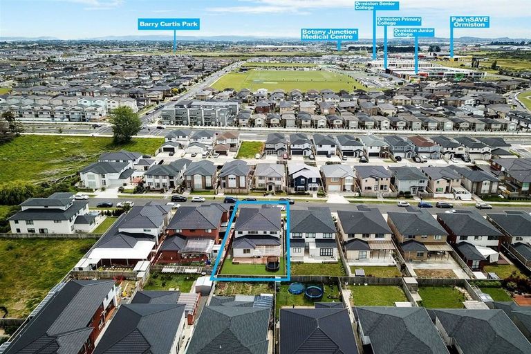 Photo of property in 14 Fong Road, Flat Bush, Auckland, 2019