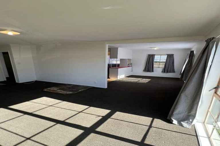 Photo of property in 16 Goldnib Place, Randwick Park, Auckland, 2105