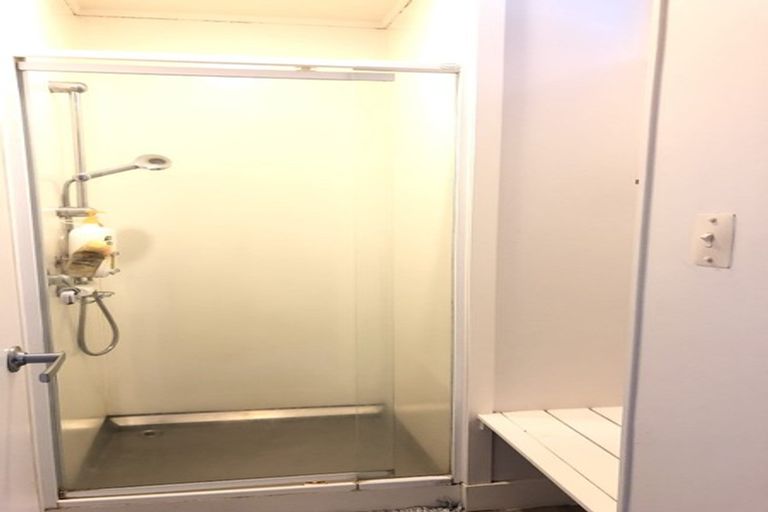 Photo of property in 26 Gretel Place, Hillcrest, Auckland, 0627