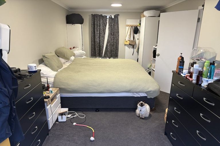 Photo of property in 10 Rewa Street, Takaro, Palmerston North, 4412