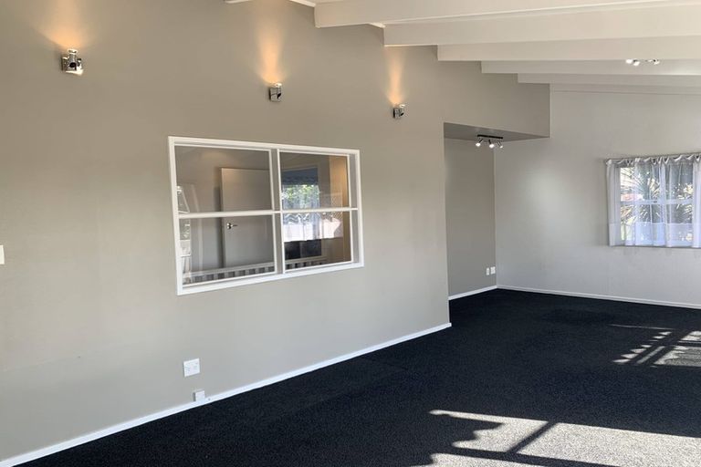 Photo of property in 368 Upper Harbour Drive, Greenhithe, Auckland, 0632