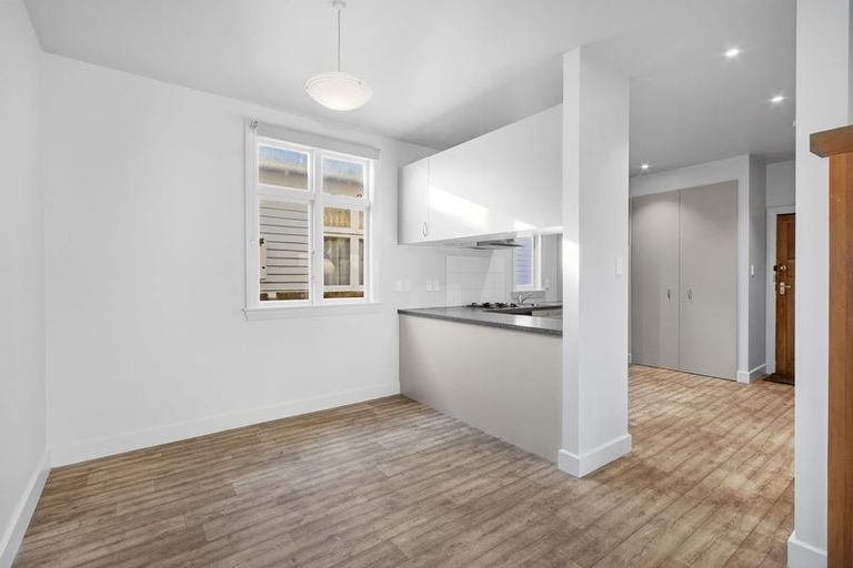 Photo of property in 27 Massey Crescent, St Albans, Christchurch, 8014