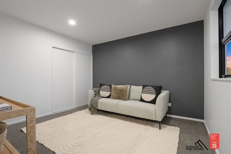 Photo of property in 41 Mehrtens Crescent, Woodend, 7691