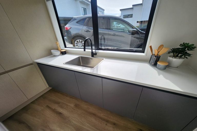 Photo of property in 8 Libby Lane, Howick, Auckland, 2010