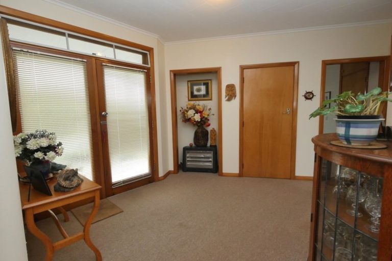 Photo of property in 1 Lemon Street, Otaki, 5512