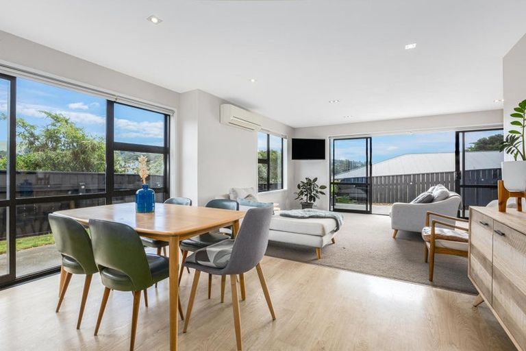 Photo of property in 1/2 Flotilla Place, Whitby, Porirua, 5024