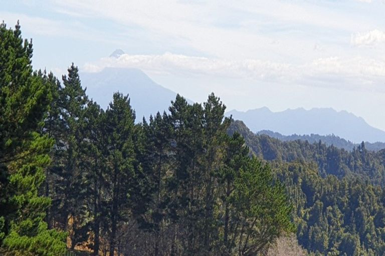 Photo of property in 766 Kaka Road, Okoki, Urenui, 4375