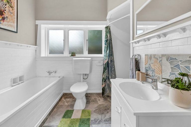 Photo of property in 22 Aylmer Street, Somerfield, Christchurch, 8024