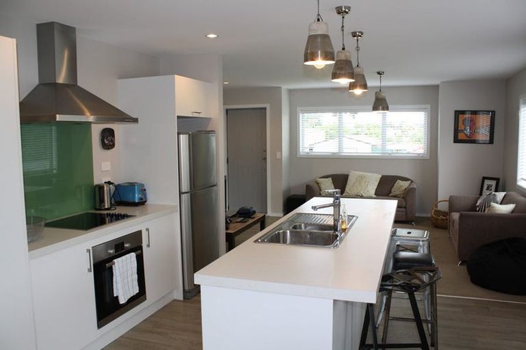 Photo of property in 39 Long Street, Raglan, 3225