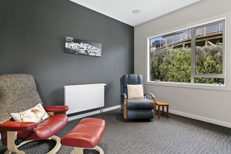 Photo of property in 1/13 Scenic Heights, Acacia Bay, Taupo, 3330