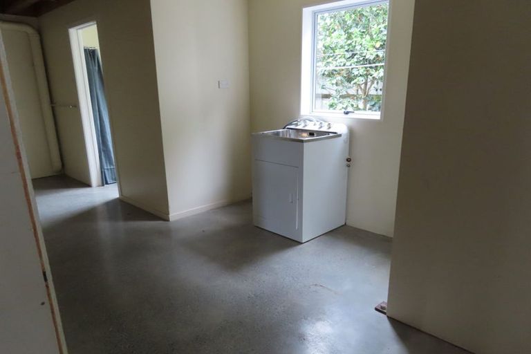 Photo of property in 40 Neeve Road, Taradale, Napier, 4112