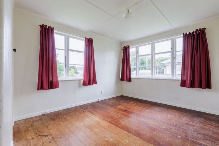 Photo of property in 53 Mangahao Road, Pahiatua, 4910