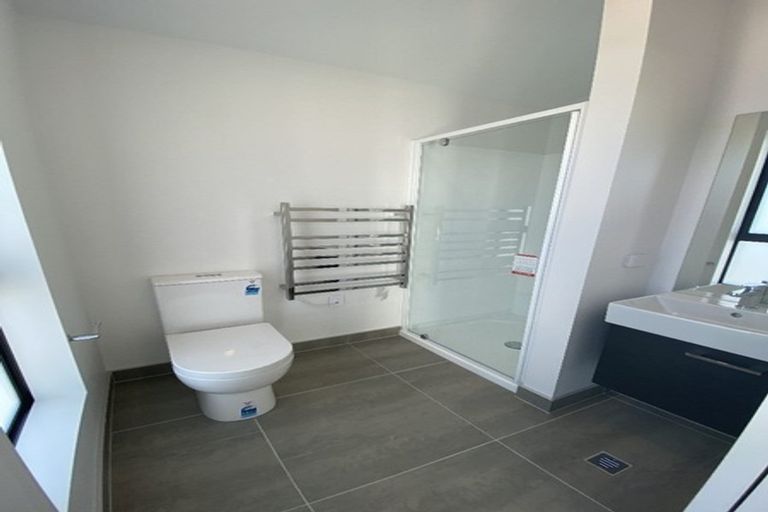 Photo of property in 2b Mamari Street, Rongotai, Wellington, 6022