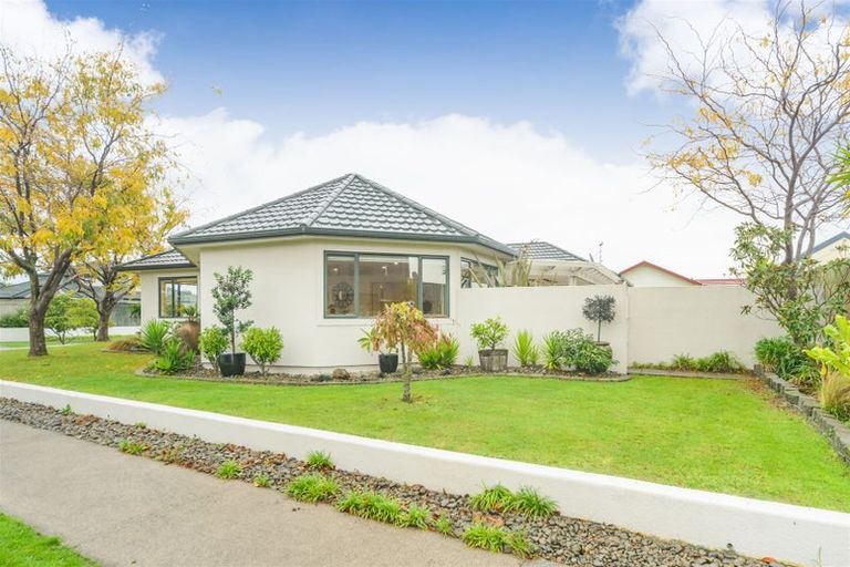 Photo of property in 3 Virginia Grove, Milson, Palmerston North, 4414