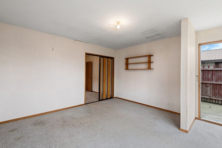 Photo of property in 6b Rolfe Place, Bishopdale, Christchurch, 8053