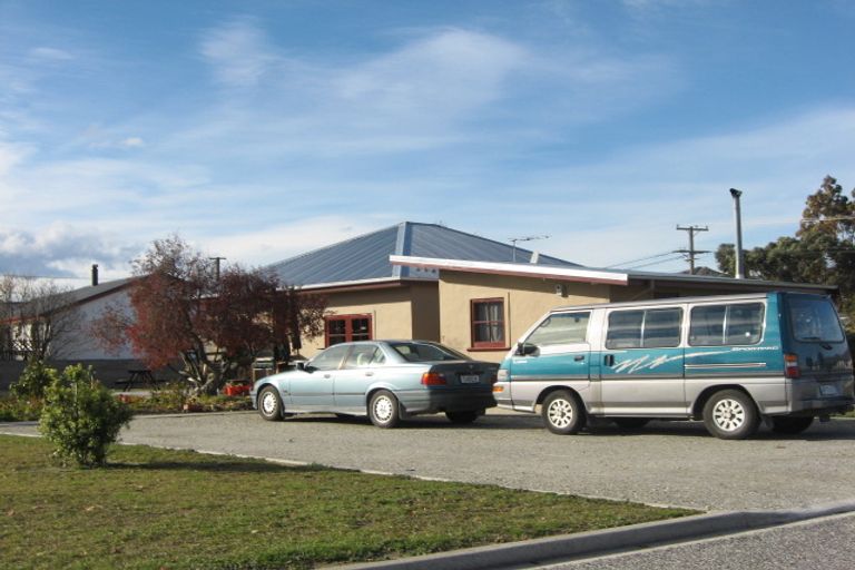 Photo of property in 18 Matau Street, Alexandra, 9320