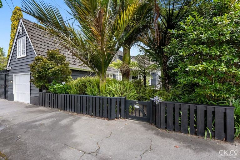 Photo of property in 14 Willoughby Street, Woburn, Lower Hutt, 5010