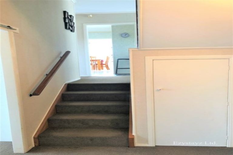 Photo of property in 45 Colwill Road, Massey, Auckland, 0614