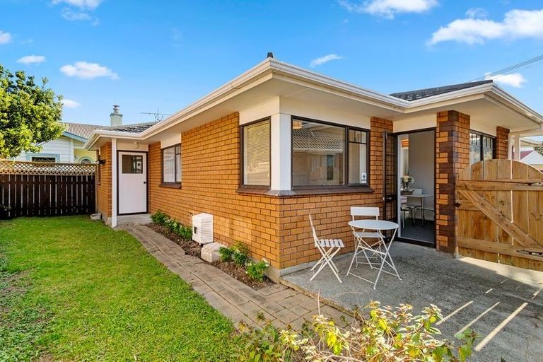 Photo of property in 1/16 Cressy Street, Waterloo, Lower Hutt, 5011