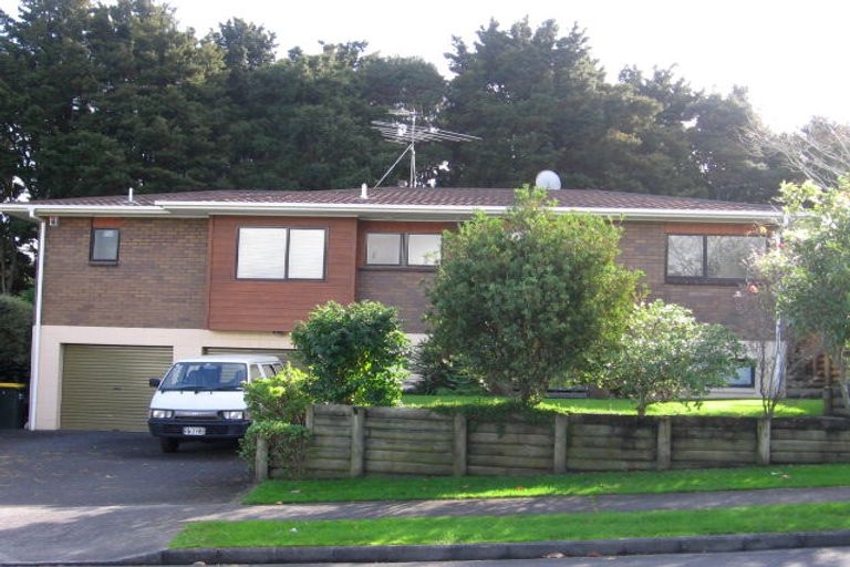 Photo of property in 5 Hakea Place, Totara Heights, Auckland, 2105