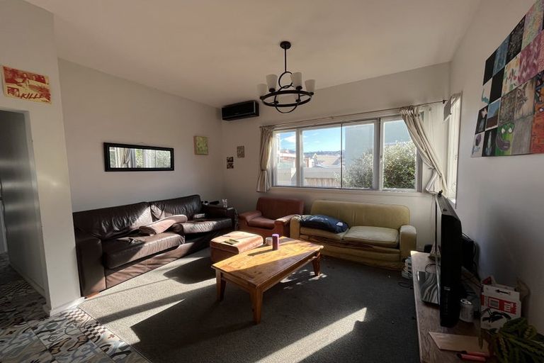 Photo of property in 7 Fallowfield Avenue, Mount Victoria, Wellington, 6011