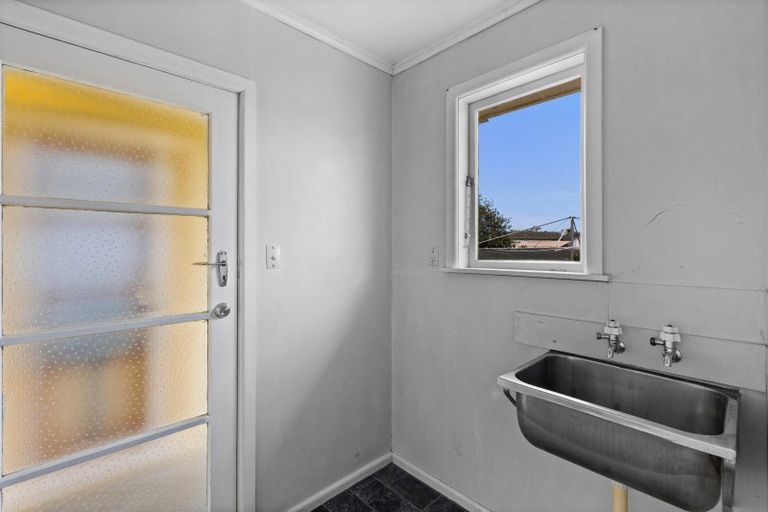 Photo of property in 19 Alexander Avenue, Onekawa, Napier, 4110