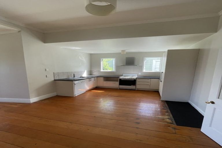 Photo of property in 26 Brixton Road, Mount Eden, Auckland, 1024