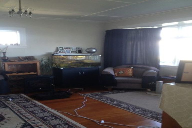 Photo of property in 12 Karepa Street, Brooklyn, Wellington, 6021