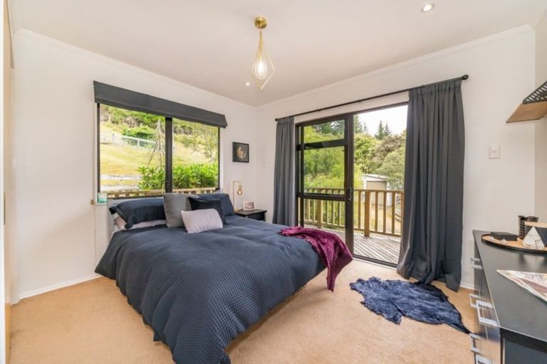 Photo of property in 243 Katherine Mansfield Drive, Whitemans Valley, Upper Hutt, 5371