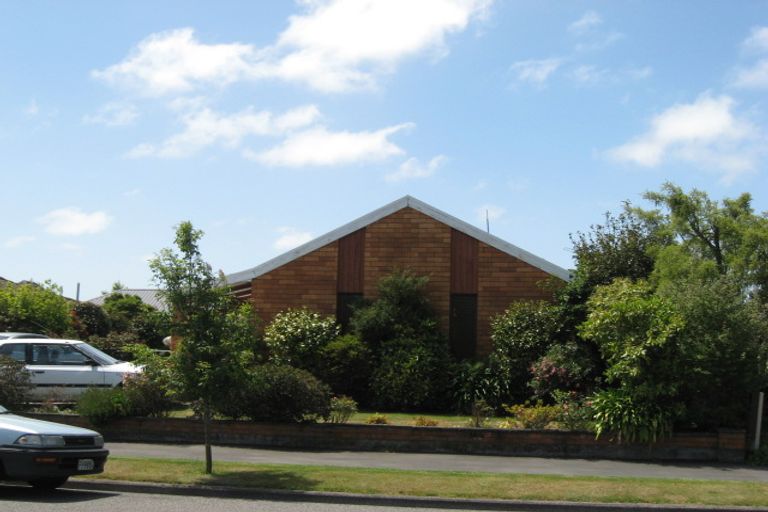 Photo of property in 6 Ansonby Street, Russley, Christchurch, 8042