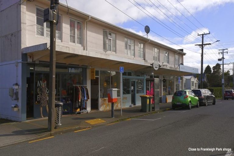 Photo of property in 3 Fairfax Terrace, Frankleigh Park, New Plymouth, 4310
