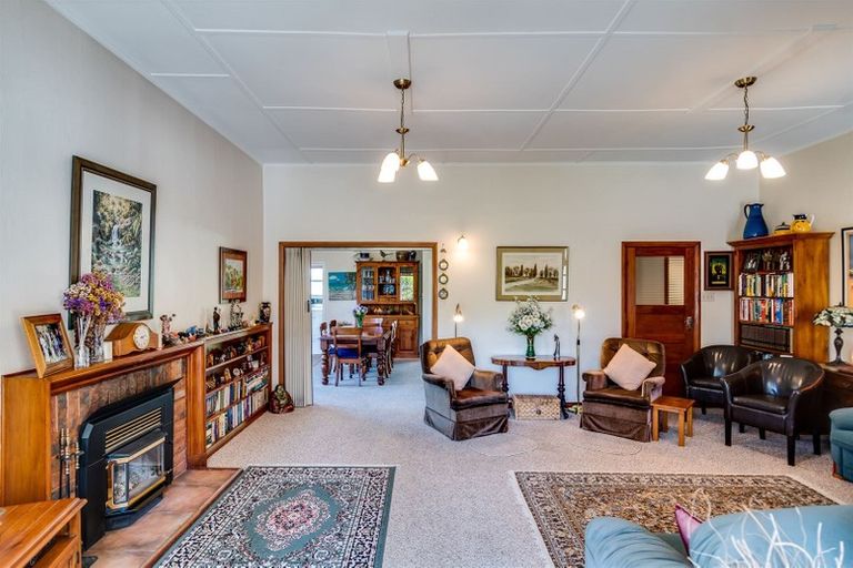 Photo of property in 213 Ellis Wallace Road, Eskdale, Napier, 4182
