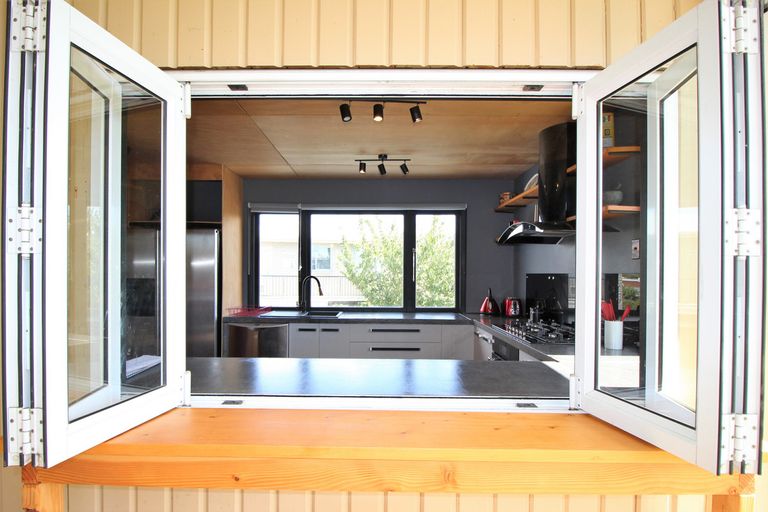 Photo of property in 48 Royal Terrace, Alexandra, 9320