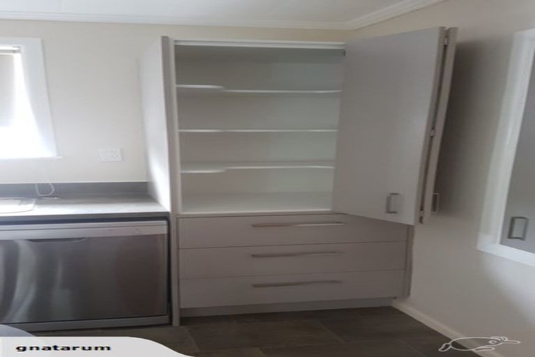 Photo of property in 11 Busby Place, Awapuni, Palmerston North, 4412