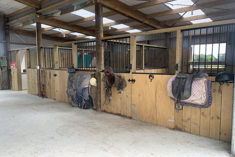 Photo of property in 34 Union Street, Winton, 9720