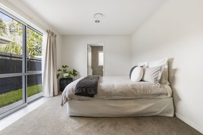 Photo of property in 6 Tuatini Place, Long Bay, Auckland, 0630