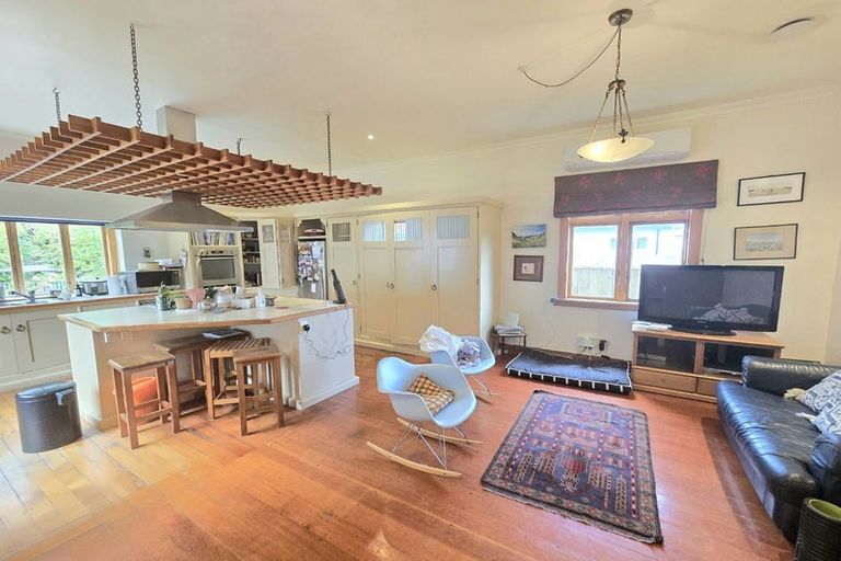 Photo of property in 46 Penrose Street, Woburn, Lower Hutt, 5010