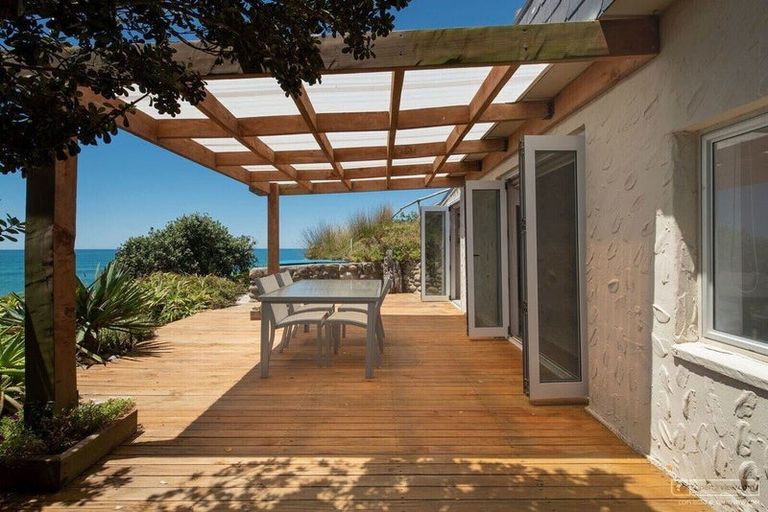 Photo of property in 177 Pukehina Parade, Pukehina, Te Puke, 3189