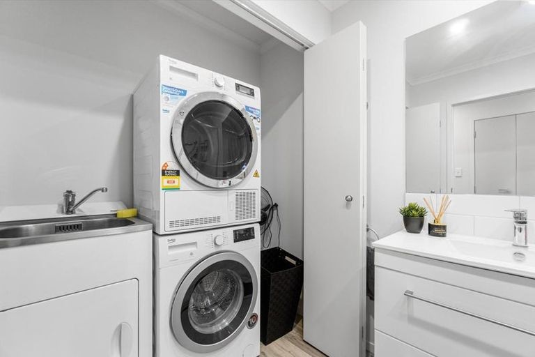 Photo of property in 2/19 Seddon Road, Frankton, Hamilton, 3204