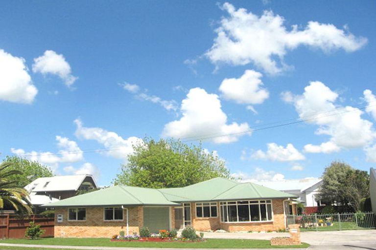 Photo of property in 44 Grosvenor Street, Cambridge, 3434