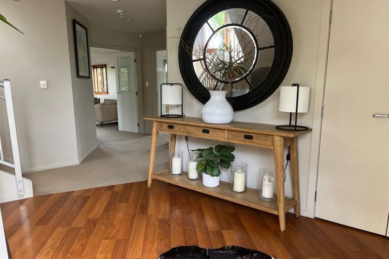 Photo of property in 1/28 Gulf View Road, Murrays Bay, Auckland, 0630