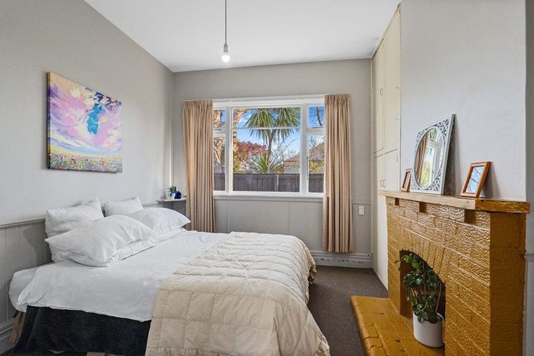 Photo of property in 18 Olliviers Road, Phillipstown, Christchurch, 8011