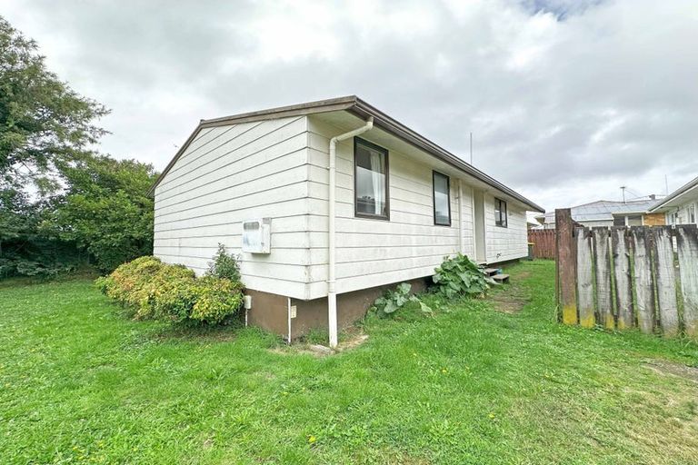 Photo of property in 61a Carrington Avenue, Silverdale, Hamilton, 3216