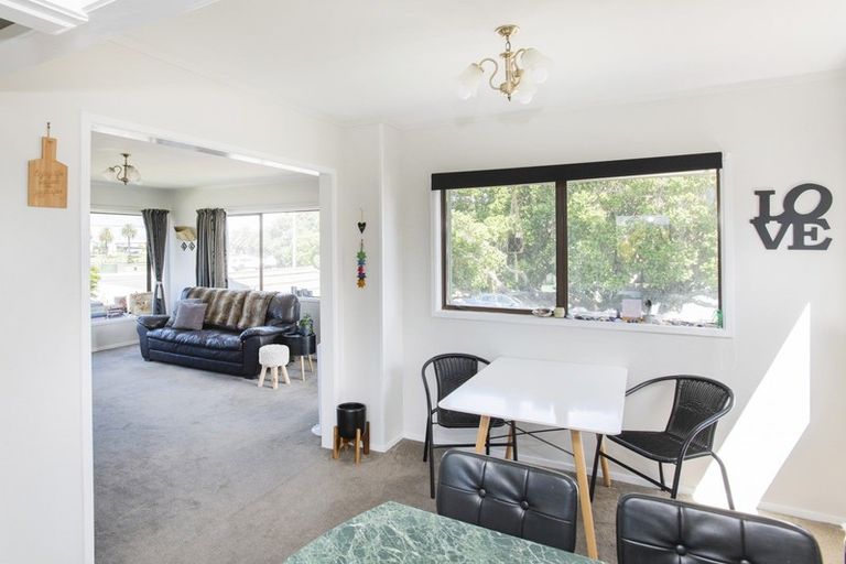 Photo of property in 65 Esplanade, Kaiti, Gisborne, 4010