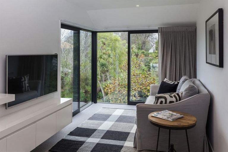 Photo of property in 32c Glandovey Road, Fendalton, Christchurch, 8052