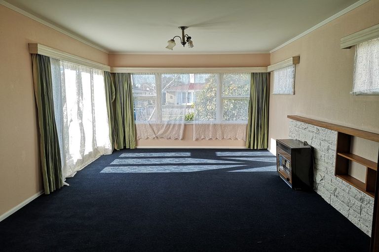 Photo of property in 24 Liston Crescent, Hillcrest, Hamilton, 3216