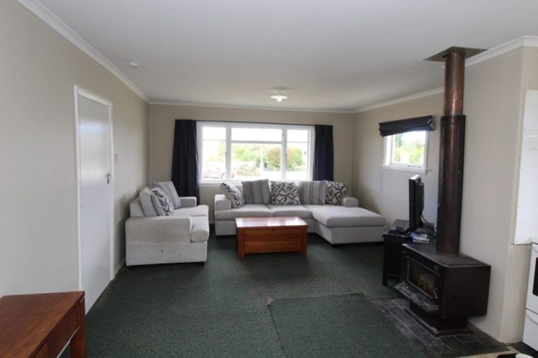 Photo of property in 6 Studholme Street, Waimate, 7924