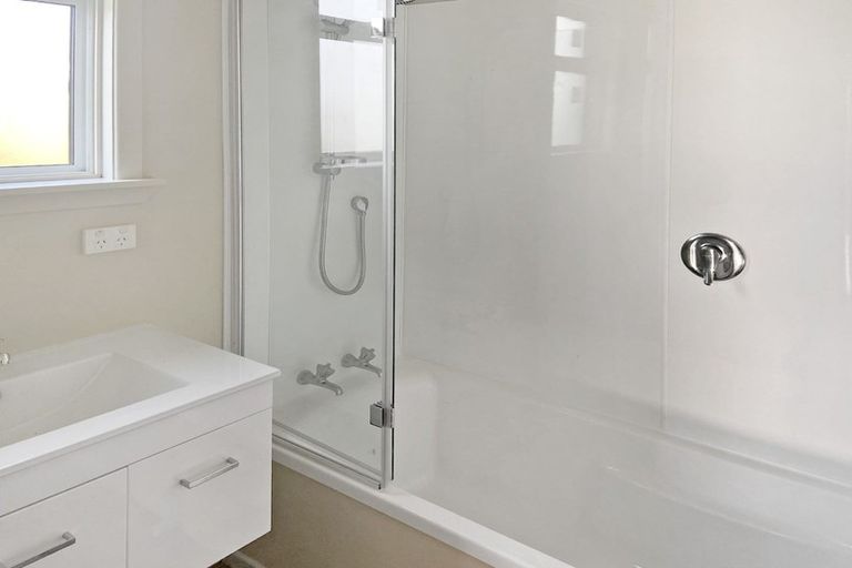 Photo of property in 12 Totara Street, Tawhero, Whanganui, 4501